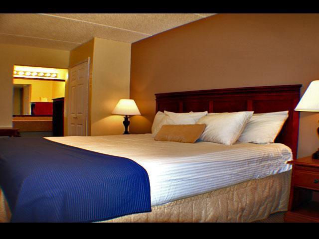 Best Inn Booneville Room photo